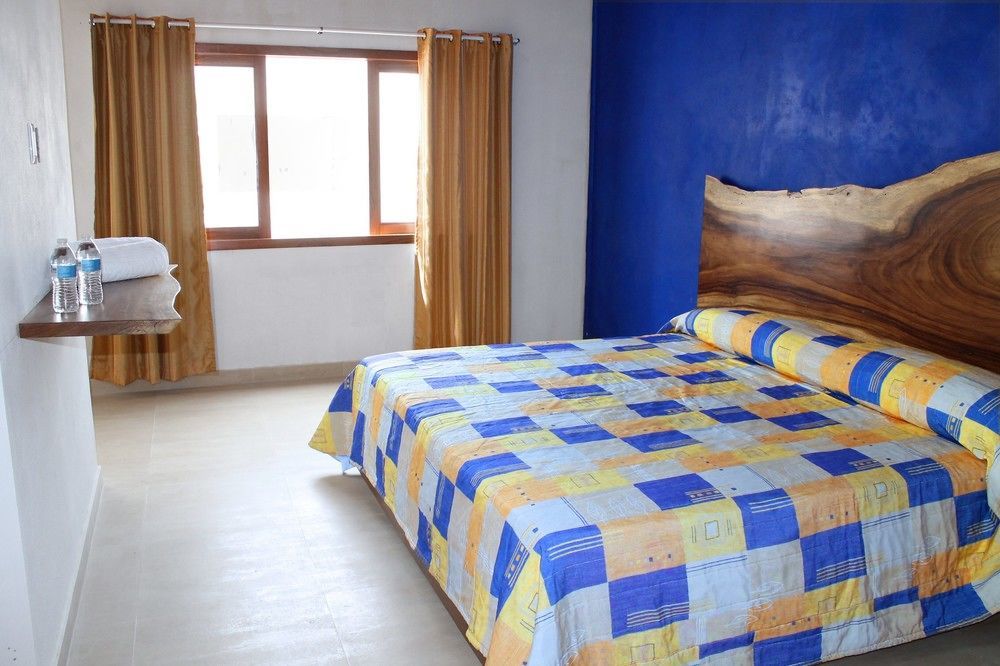 Hotel Samanu ซายูลิตา ภายนอก รูปภาพ