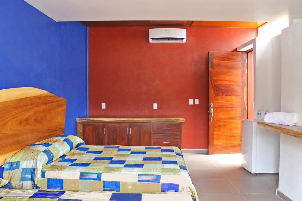 Hotel Samanu ซายูลิตา ภายนอก รูปภาพ